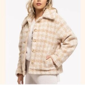 Blu Pepper Cream and Tan Teddy Jacket